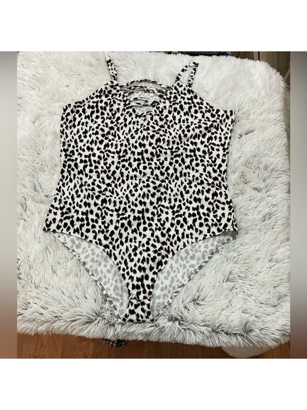 Maurice’s leopard print strappy bodysuit Woman’s size 1X - Picture 9 of 9